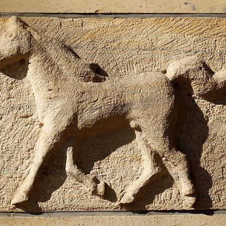 فندق Weinkastell Zum Weissen Ross كالستادت المظهر الخارجي الصورة